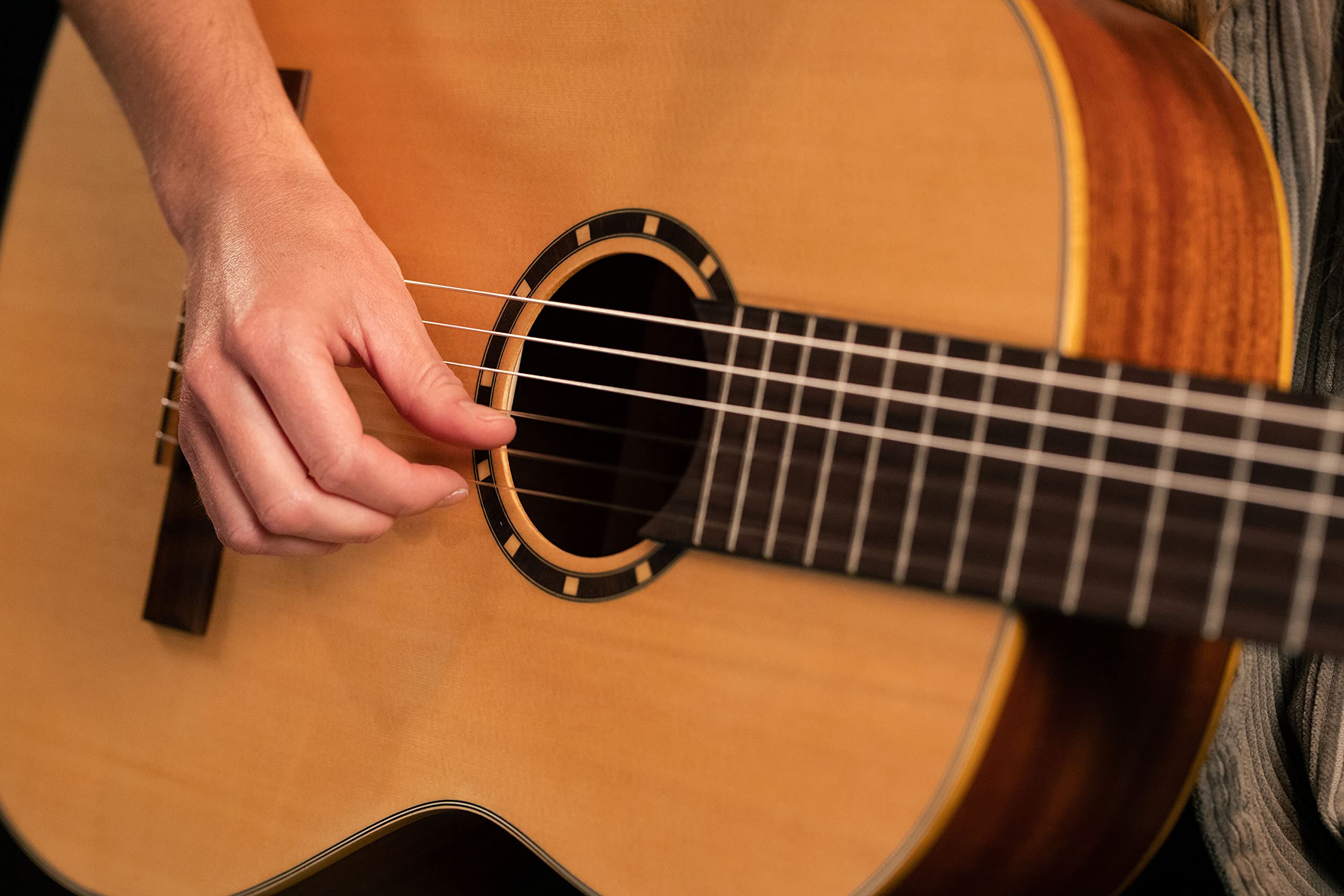 ortega-guitars-family-series-r121-chitarra-classica-concerto-full-size-mogano-ab image 5