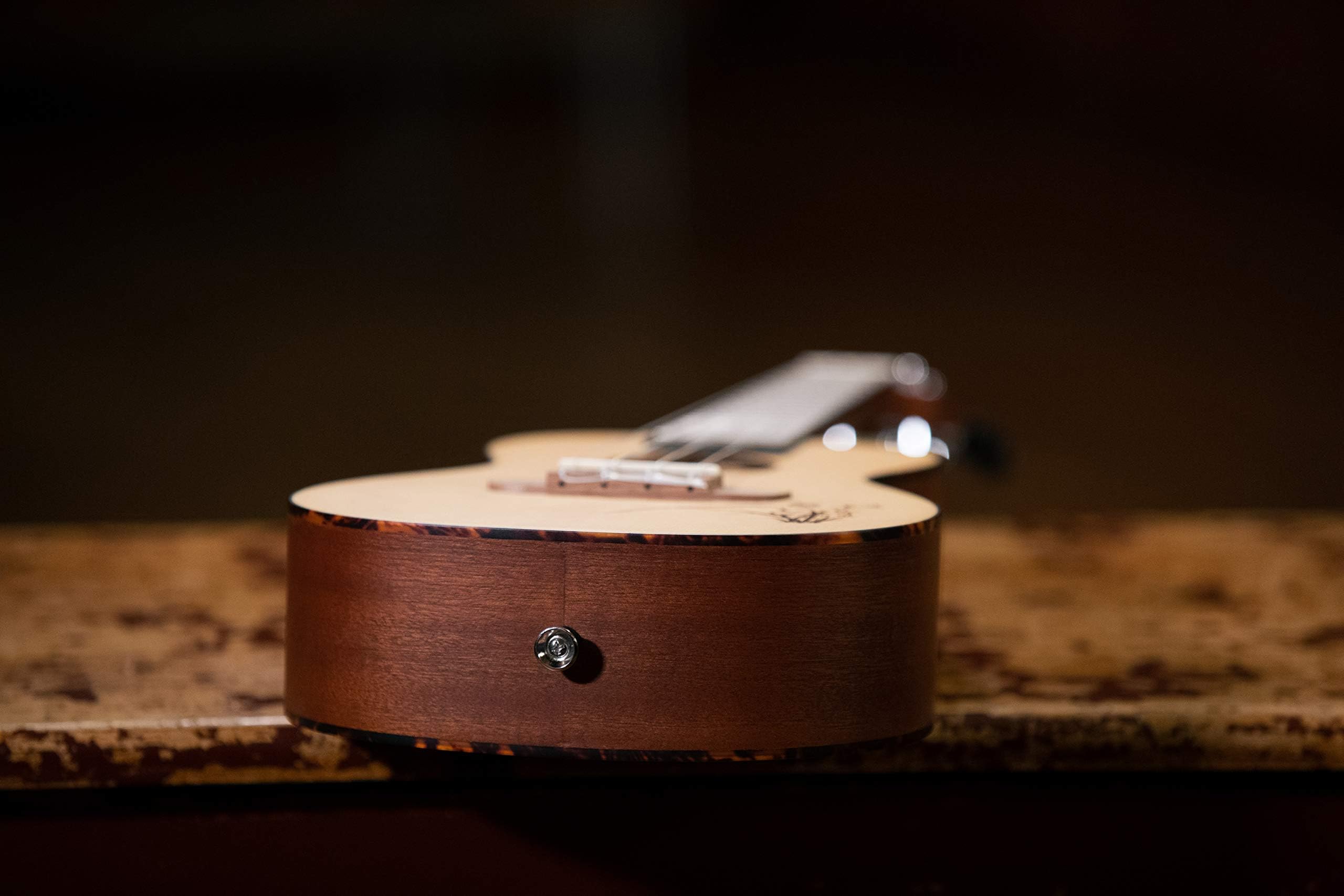 ortega-guitars-ru5-bonfire-series-ukulele-concerto-abete-sapele-natural image 4