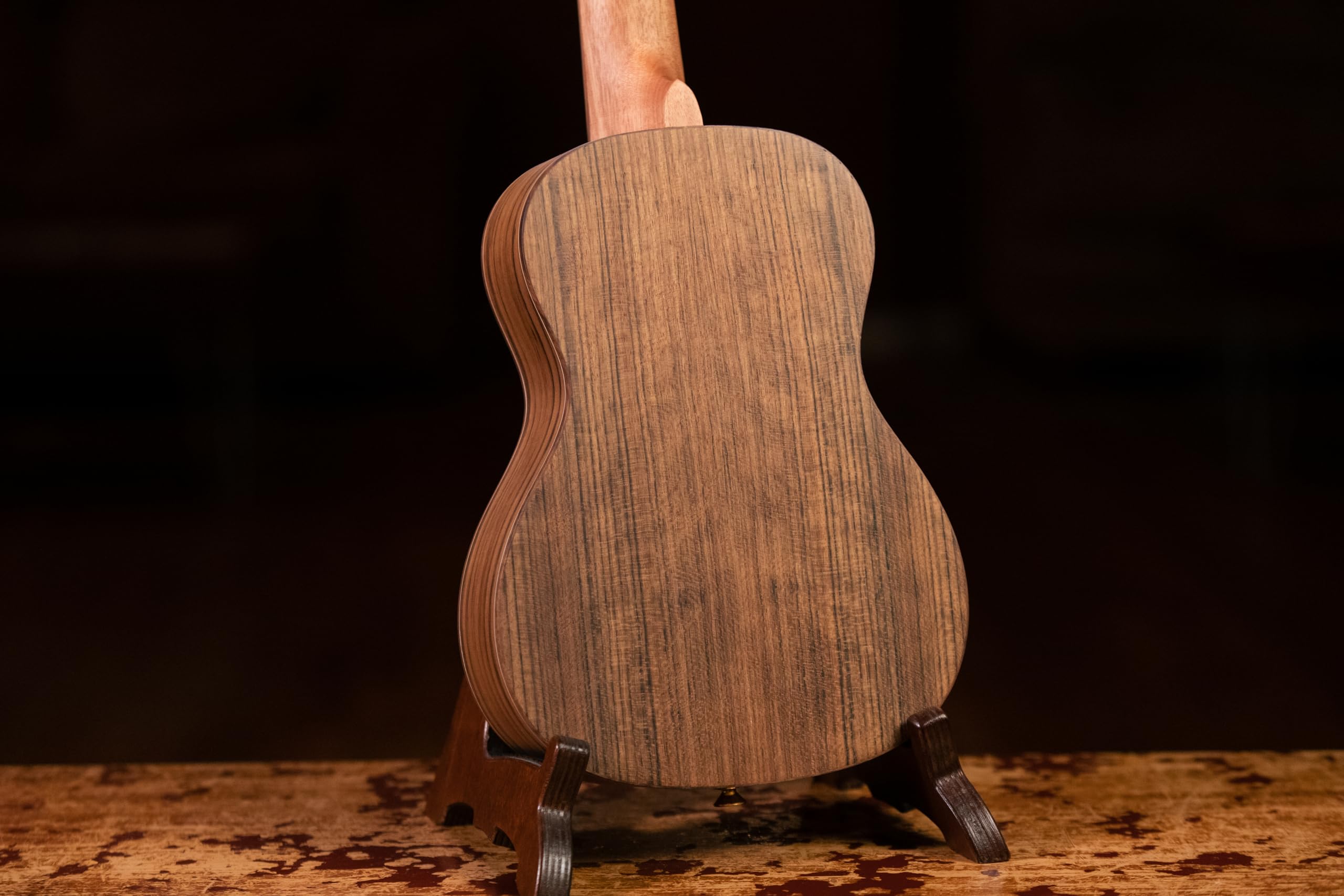 ortega-guitars-ruti-cc-ukulele-concerto-acustico-timber-series-cedro-noce-natura image 4