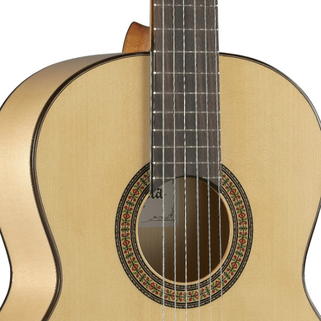 alhambra-guitarras-3-f-chitarra-flamenca-da-studio image 3