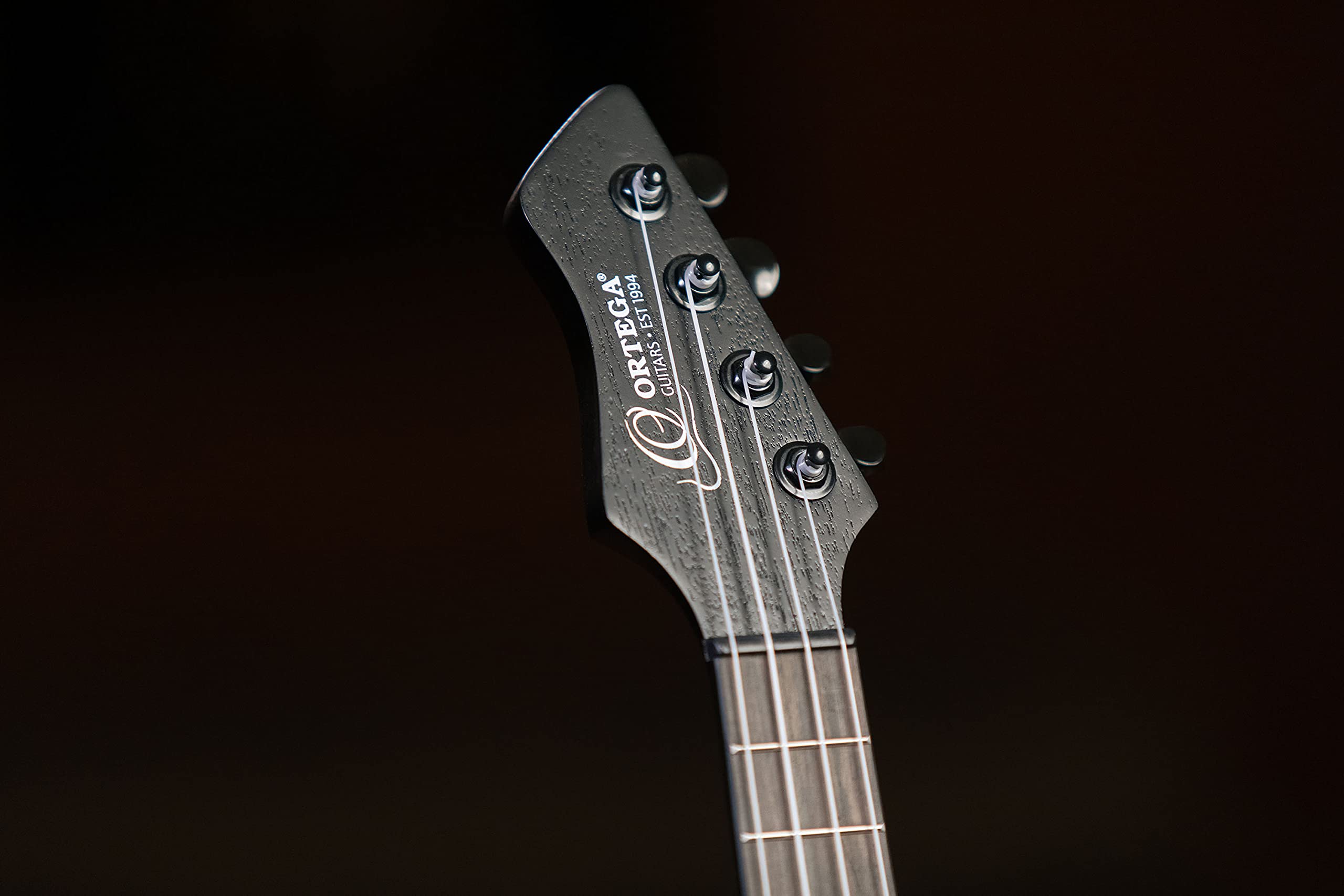 ortega-guitars-ruhz-sbk-ukulele-concerto-acustico-horizon-series-okoume-black image 6