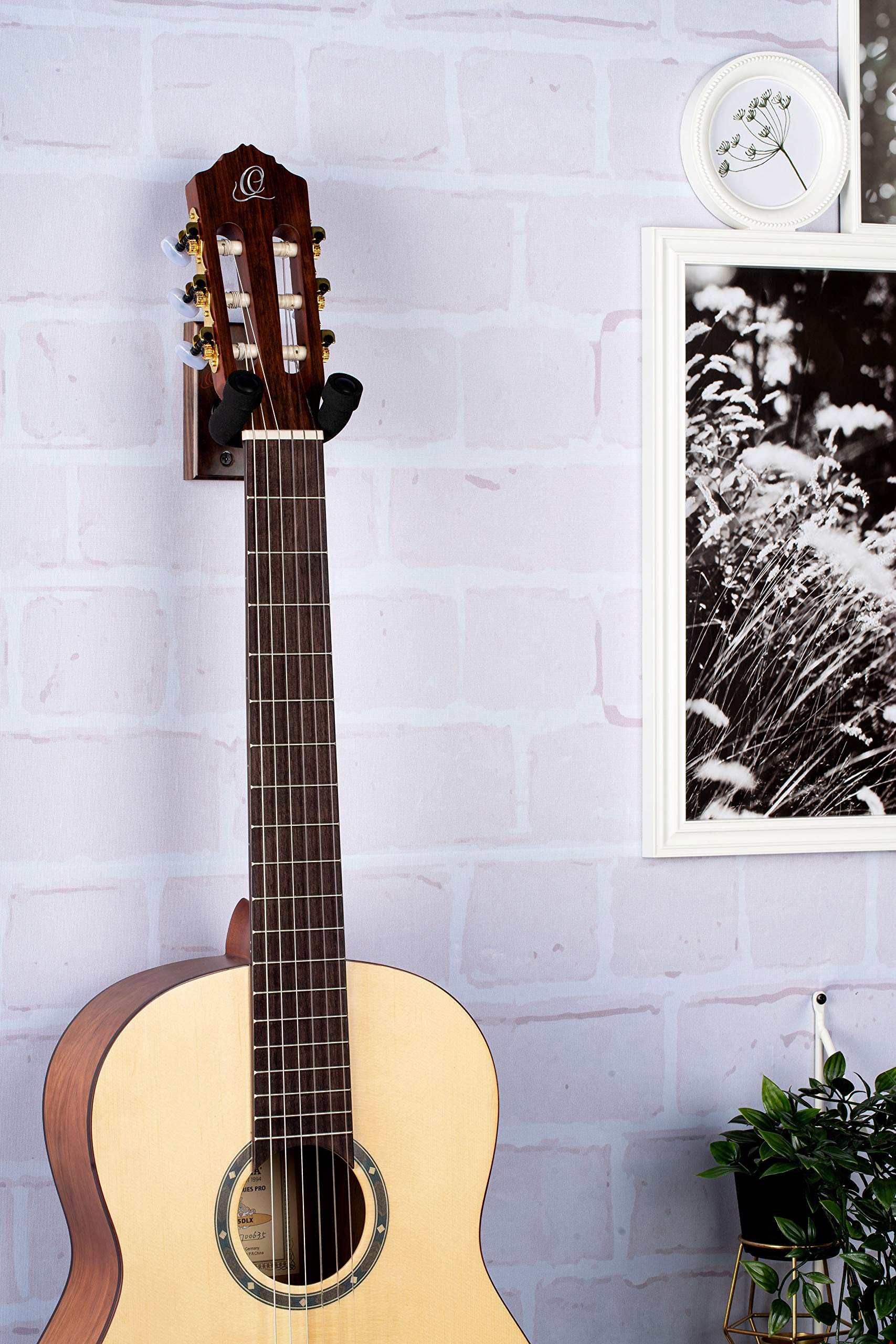 ortega-guitars-ogh-1wn-gancio-da-parete-per-chitarra-basso-noce image 5
