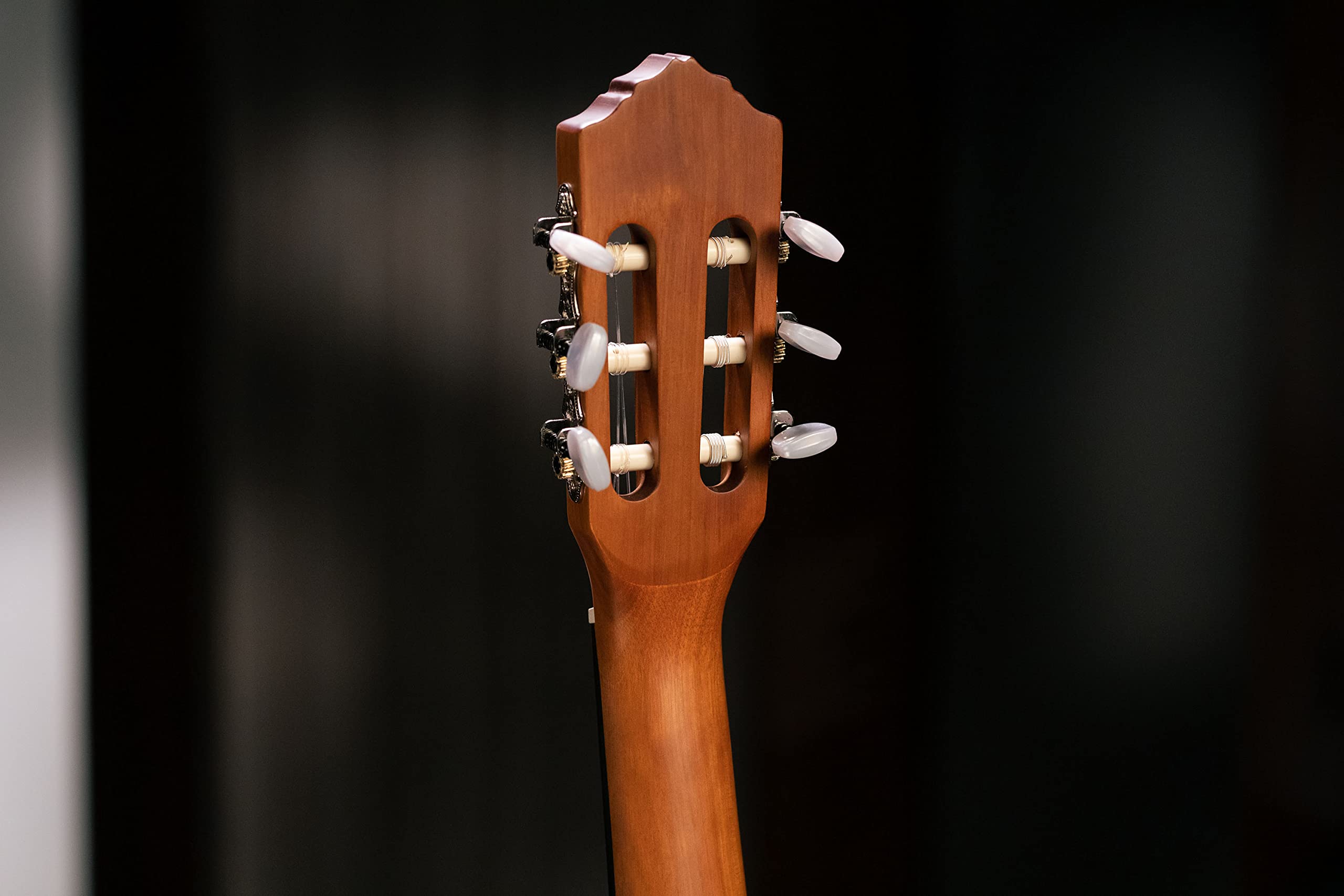 ortega-guitars-r121-7-8-chitarra-classica-concerto-7-8-in-mogano-abete-con-gig-b image 8