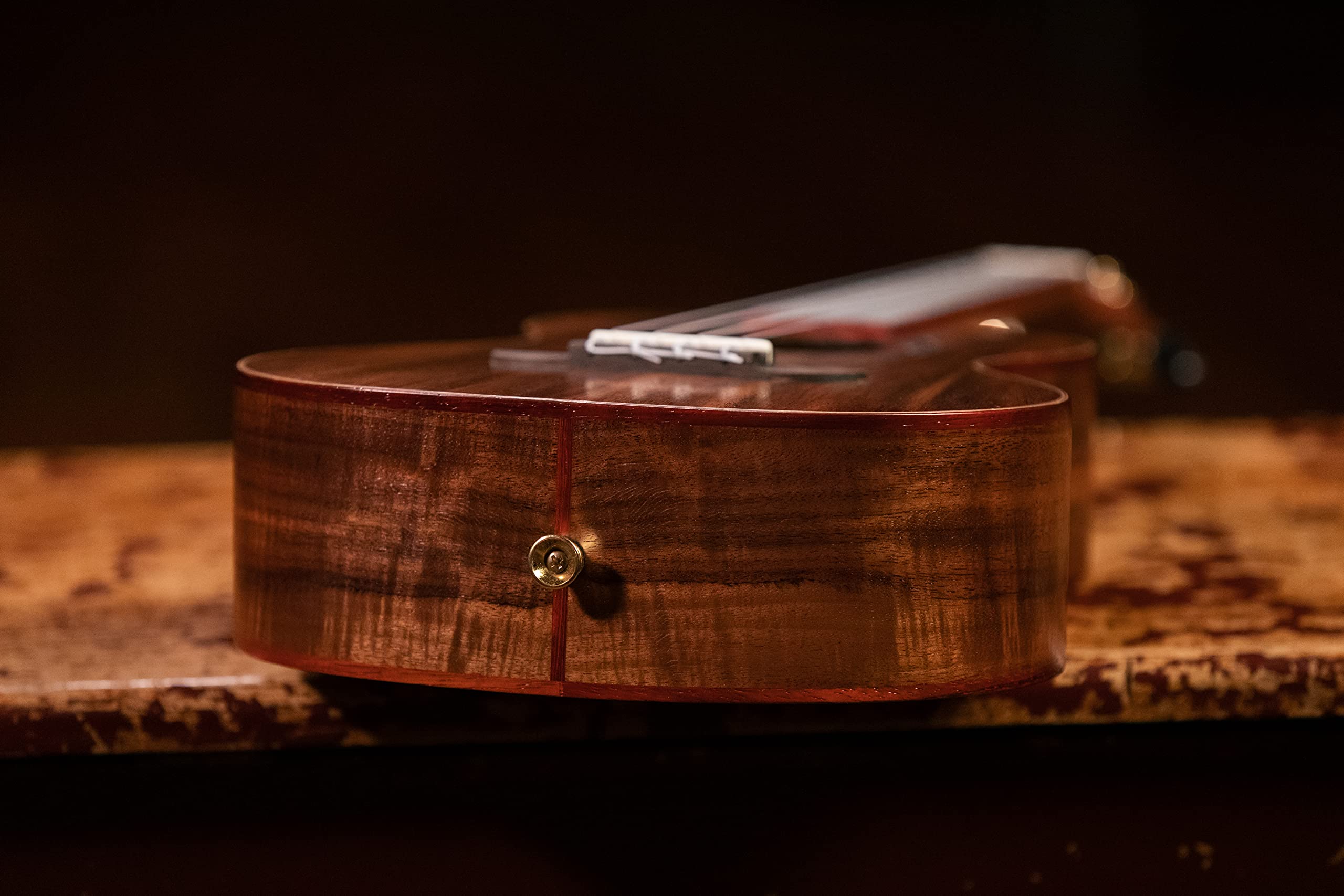 ortega-guitars-timber-series-ruaca-te-ukulele-tenore-acustico-acacia-natural image 4