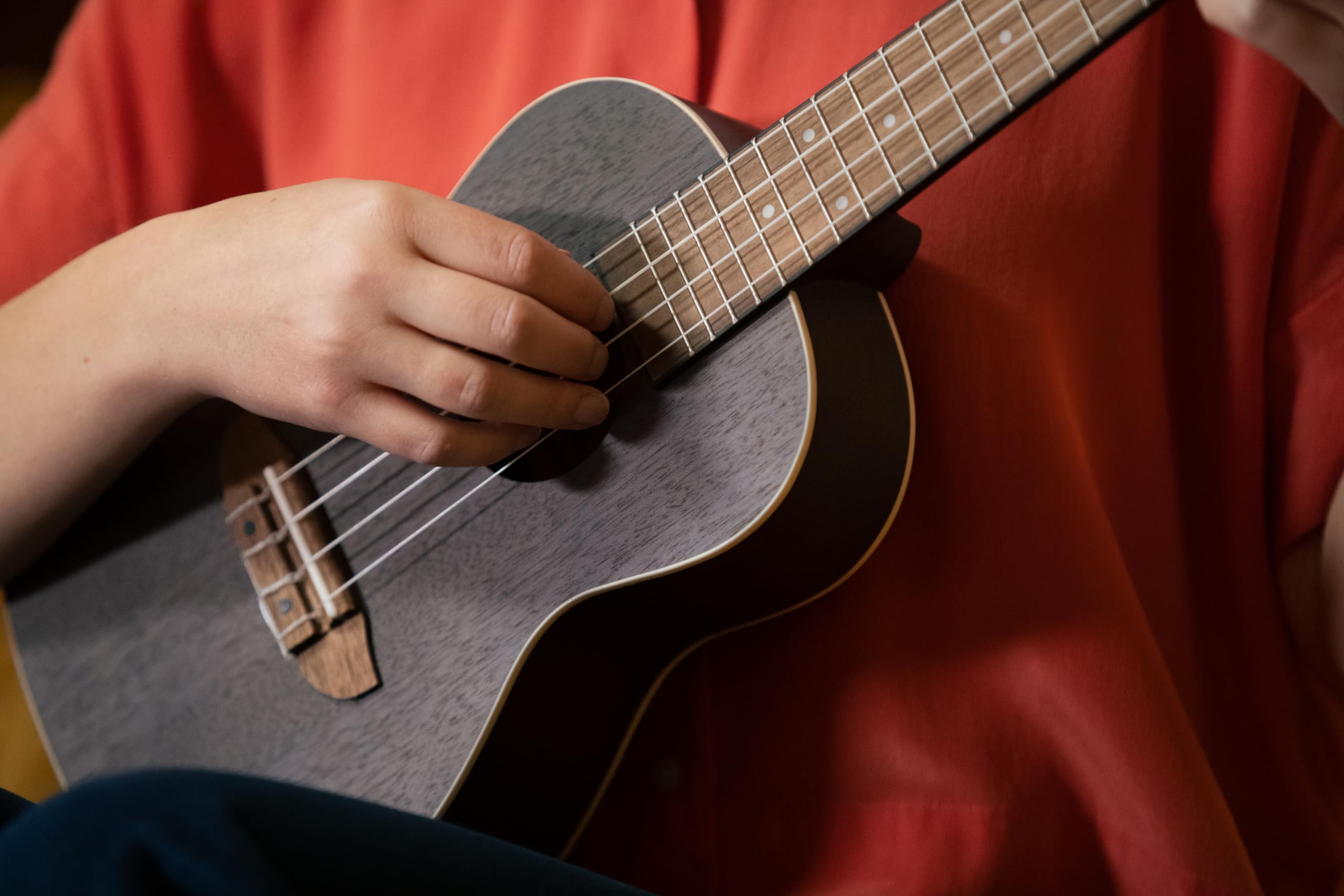 ortega-guitars-rucoal-ukulele-concerto-acustico-earth-series-nero image 7