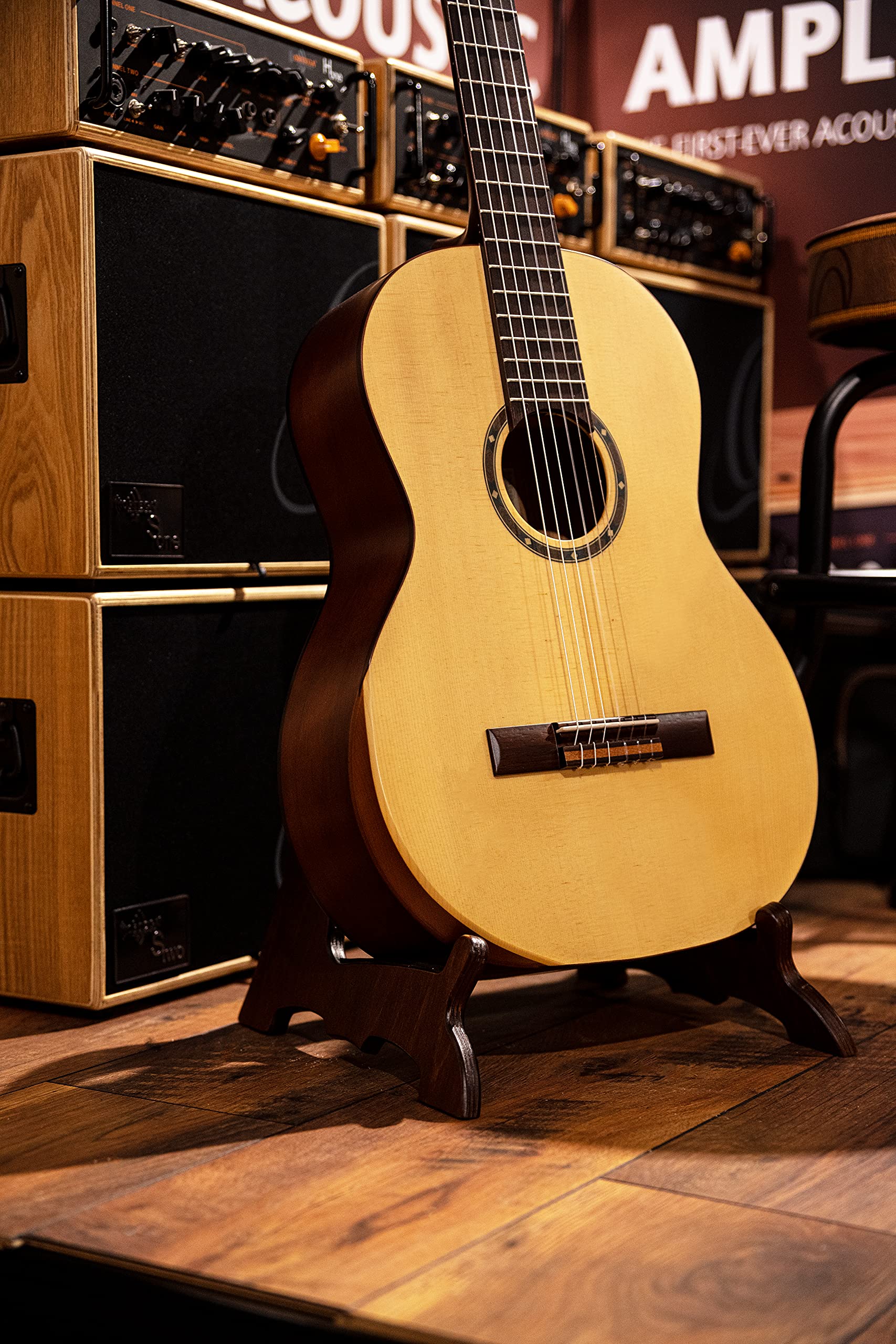 ortega-guitars-owgs-1-supporto-per-chitarra-in-legno-di-mogano-marrone image 5