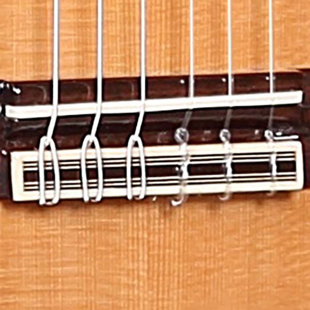 alhambra-guitarras-5-p-cw-e8-chitarra-classica-elettrificata-cutaway image 4