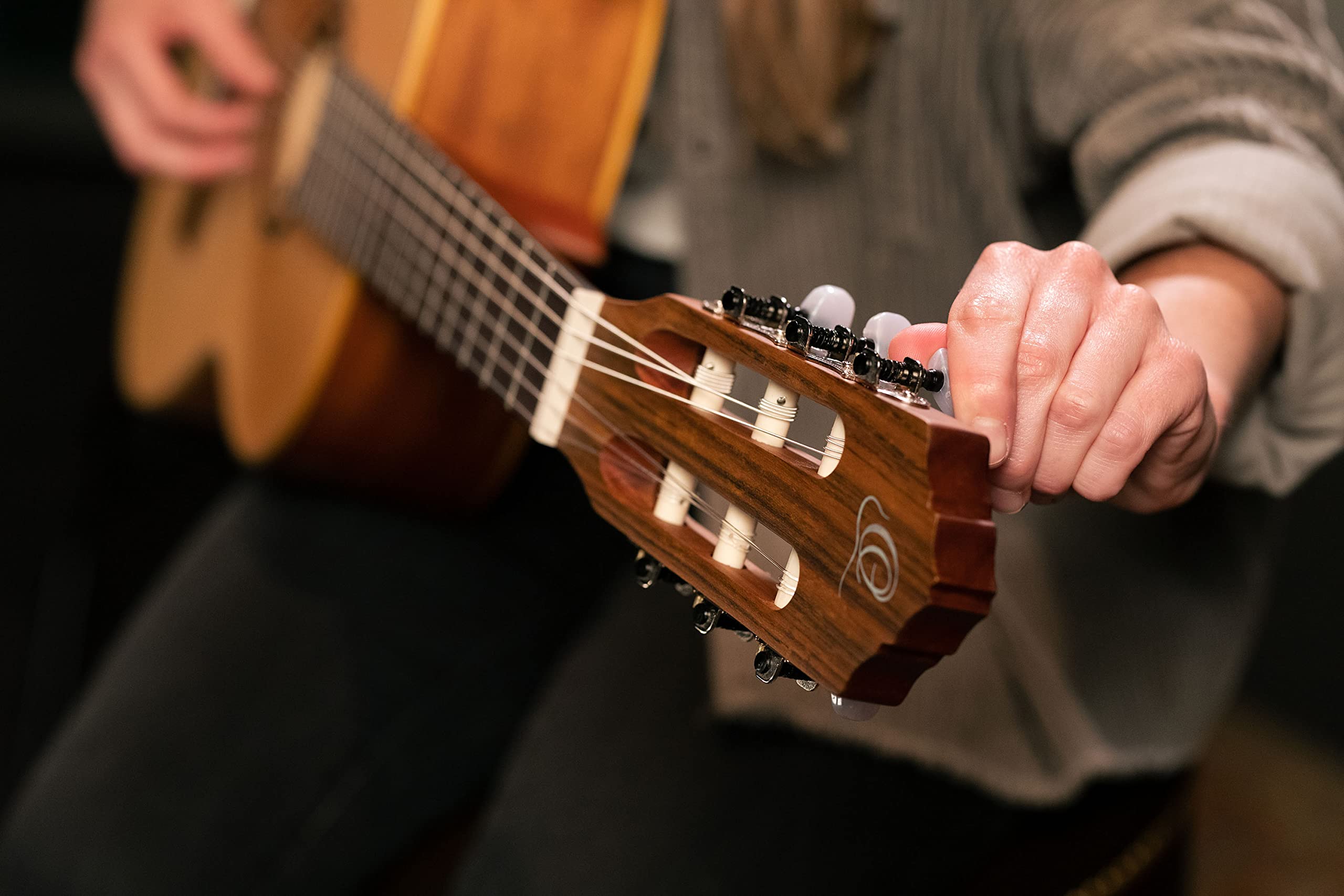 ortega-guitars-r121-7-8-chitarra-classica-concerto-7-8-in-mogano-abete-con-gig-b image 6
