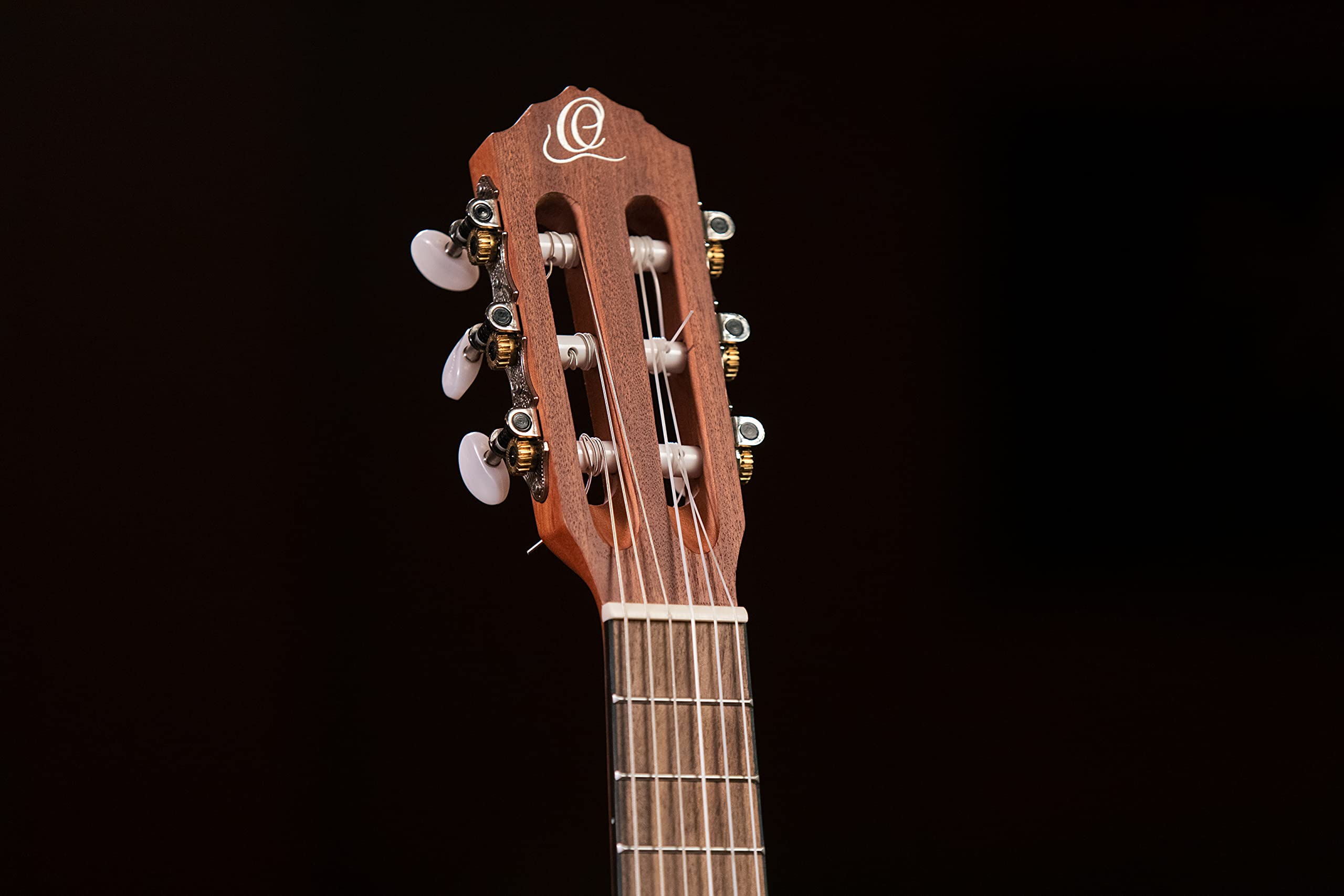 ortega-guitars-rgl5-mini-travel-guitarlele-6-corde-top-abete-laser image 8