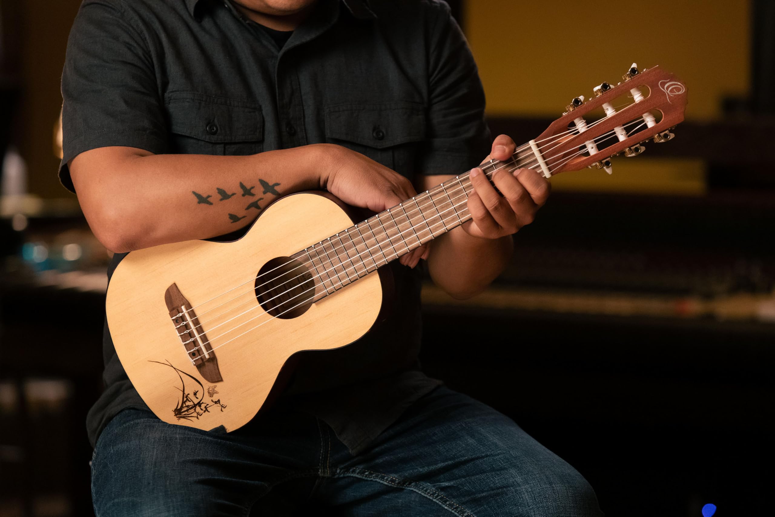 ortega-guitars-rgl5-mini-travel-guitarlele-6-corde-top-abete-laser image 7