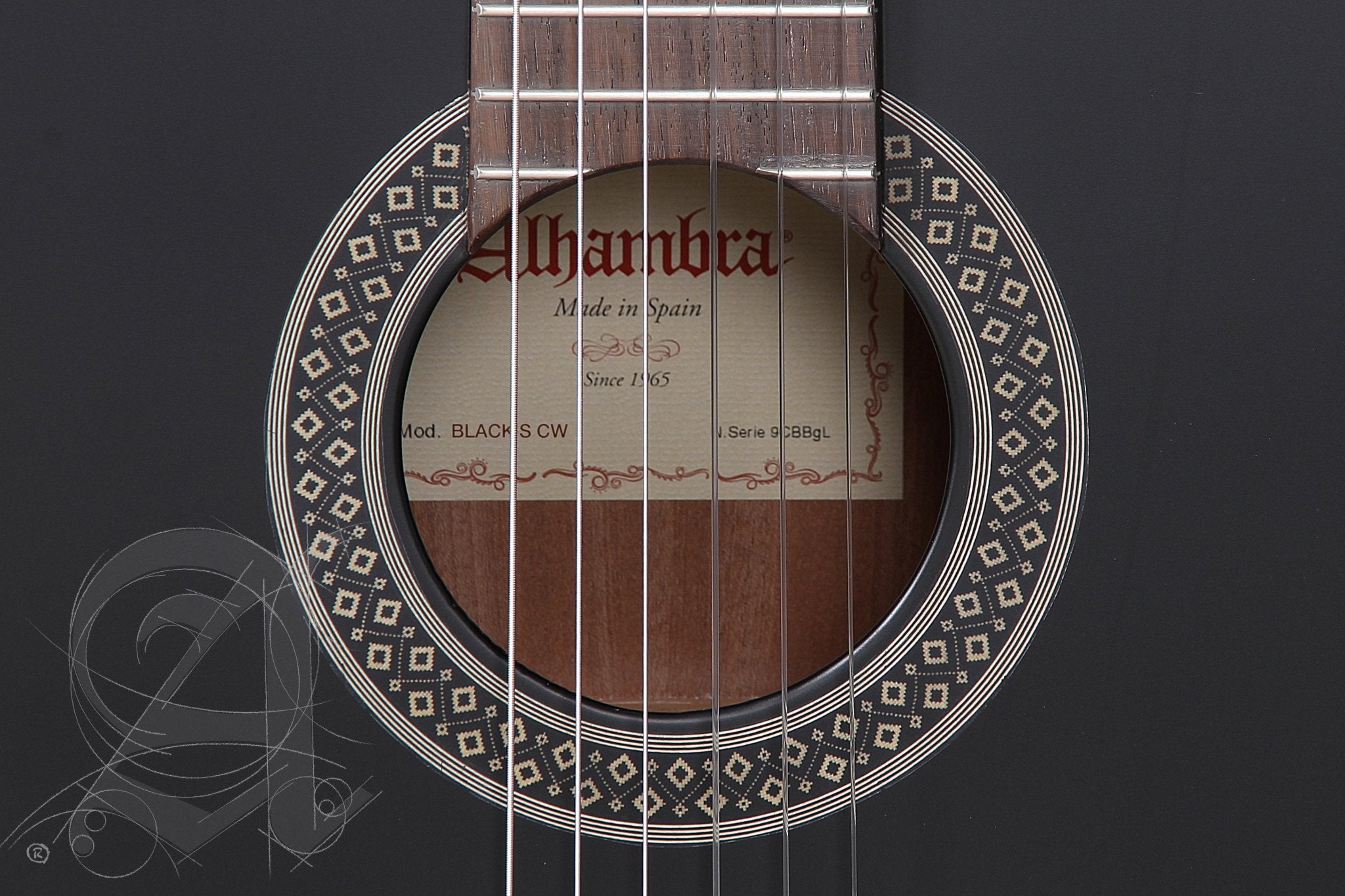 alhambra-guitarras-black-satin-ct-ez-elettrificata image 6