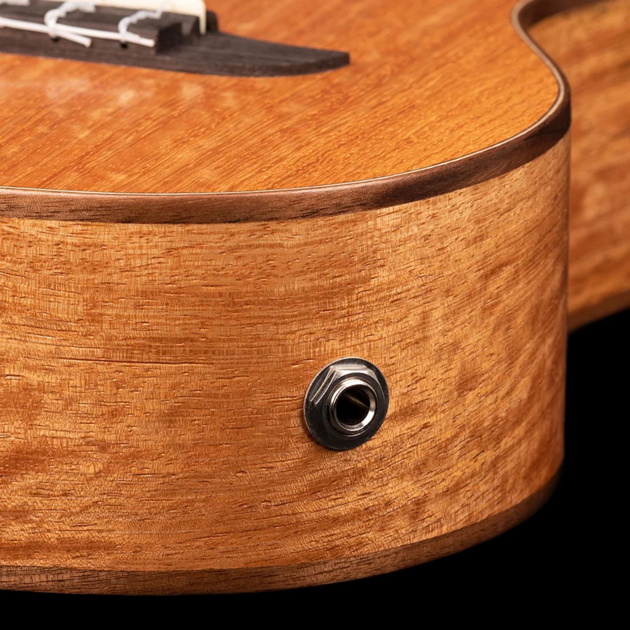 ortega-guitars-rumg-ce-ukulele-concerto-elettro-acustico-horizon-series-in-mango image 7