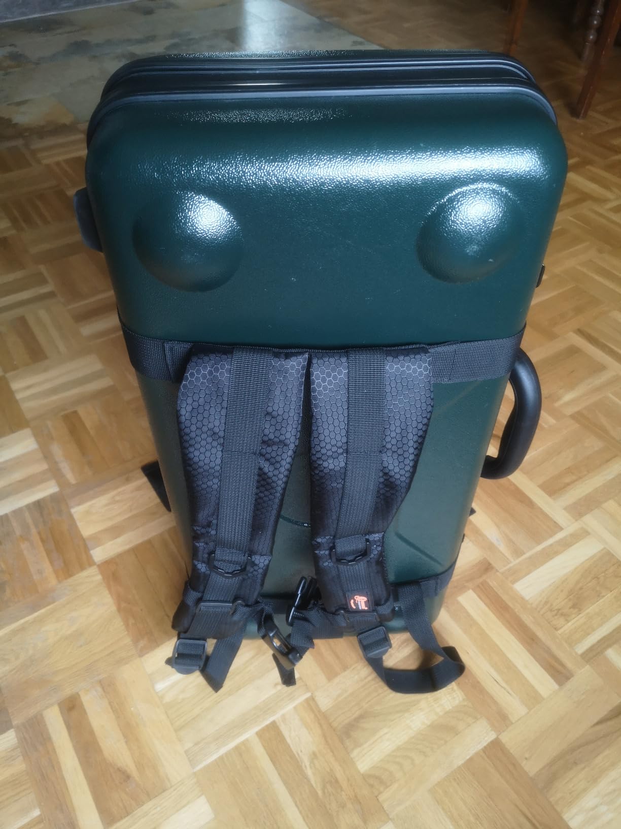Solida e ben cucita