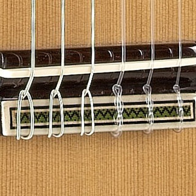 alhambra-guitarras-9p-cw-e8-chitarra-classica-elettrificata-spalla-mancante image 4