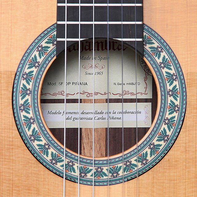 alhambra-guitarras-signature-5-fp-op-pi-ana-chitarra-flamenca-negra image 5